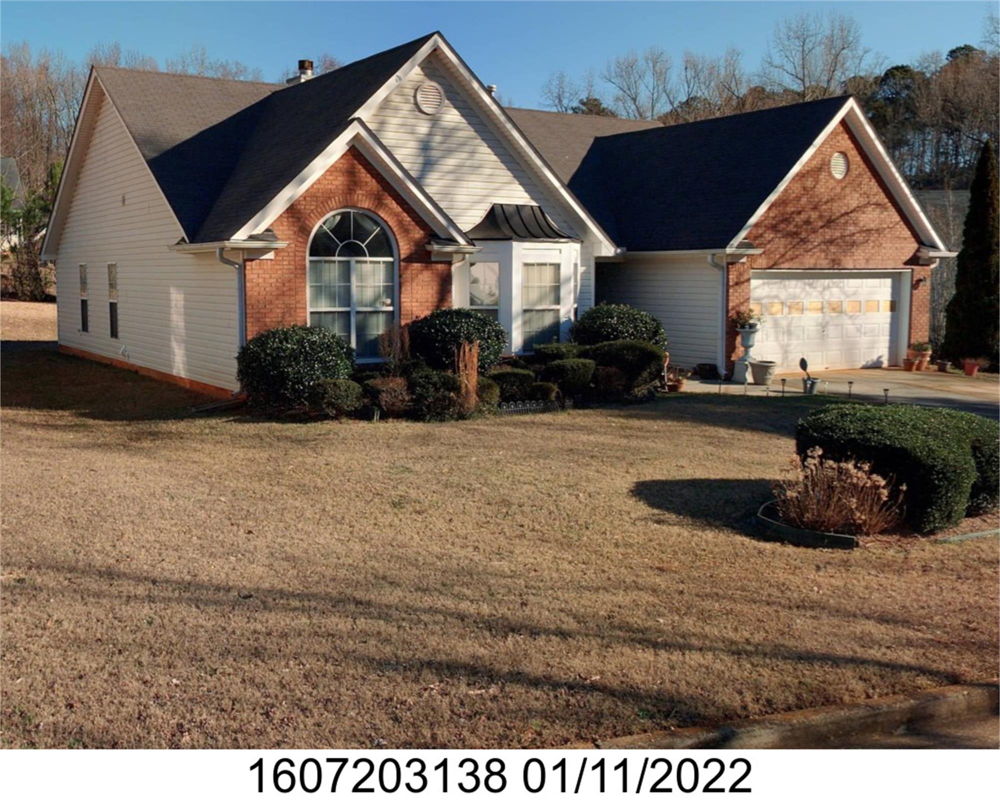 5792 Lakeview Cir, Lithonia, GA 30058-1836