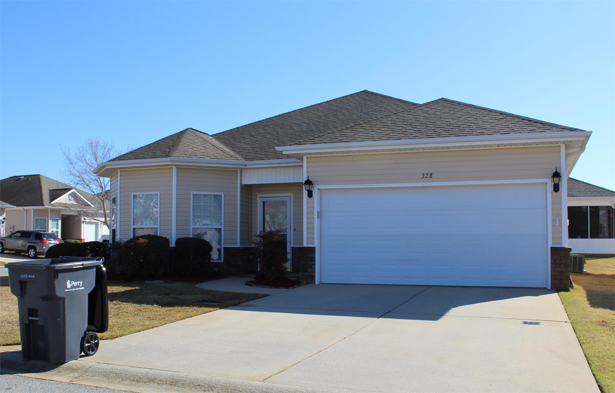 328 Pebble Beach Dr, Perry, GA 31069-4522