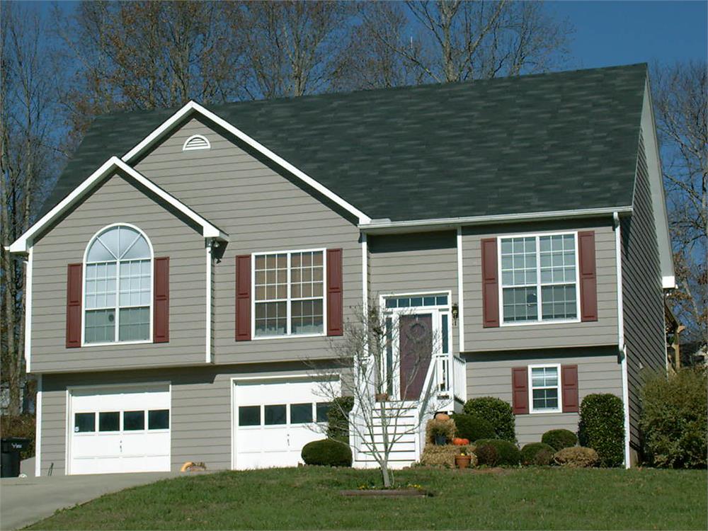 2350 Hollie Ln, Cumming, GA 30040-7102
