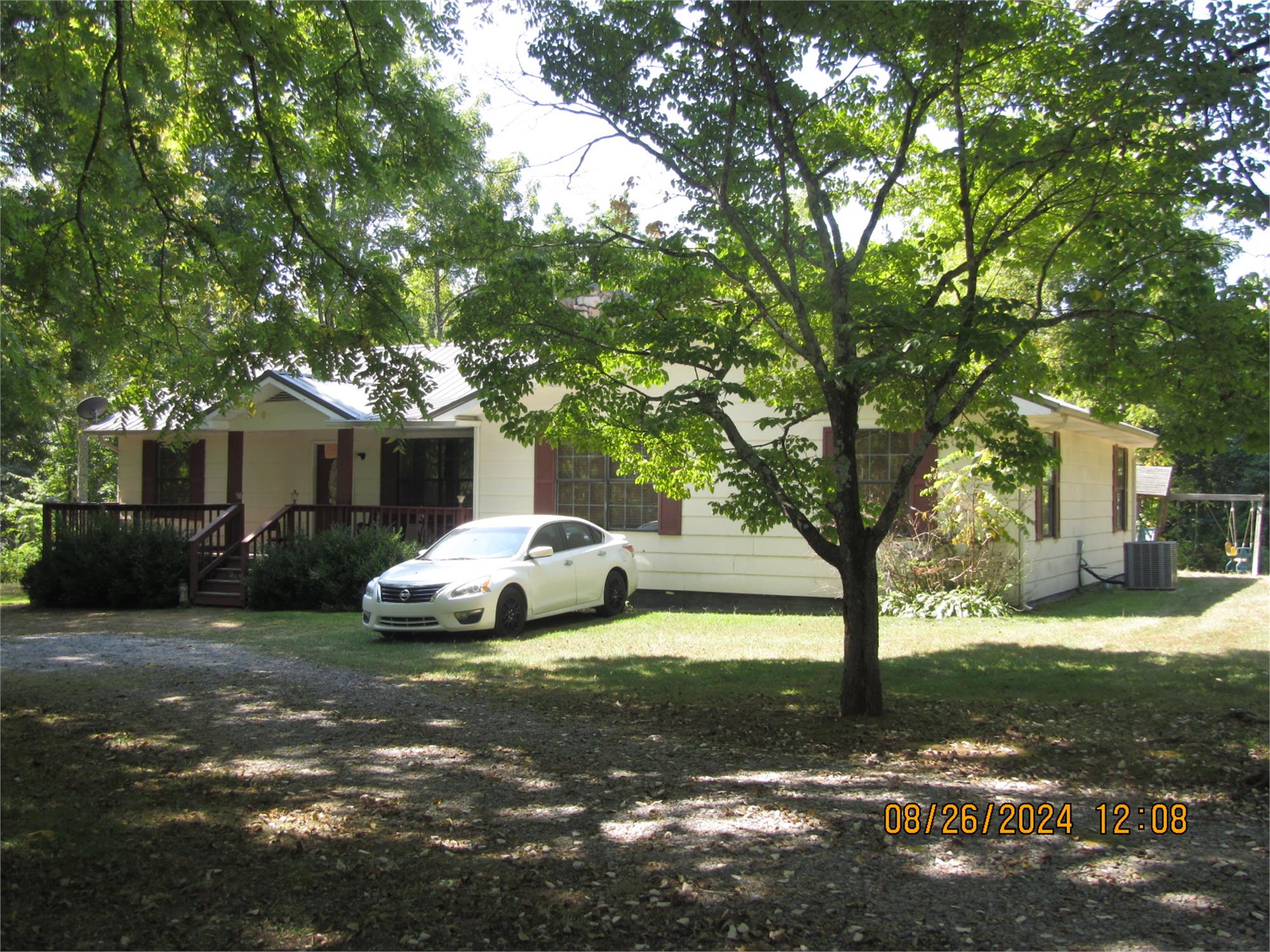 2687 New Home Rd, Trenton, GA 30752-5701
