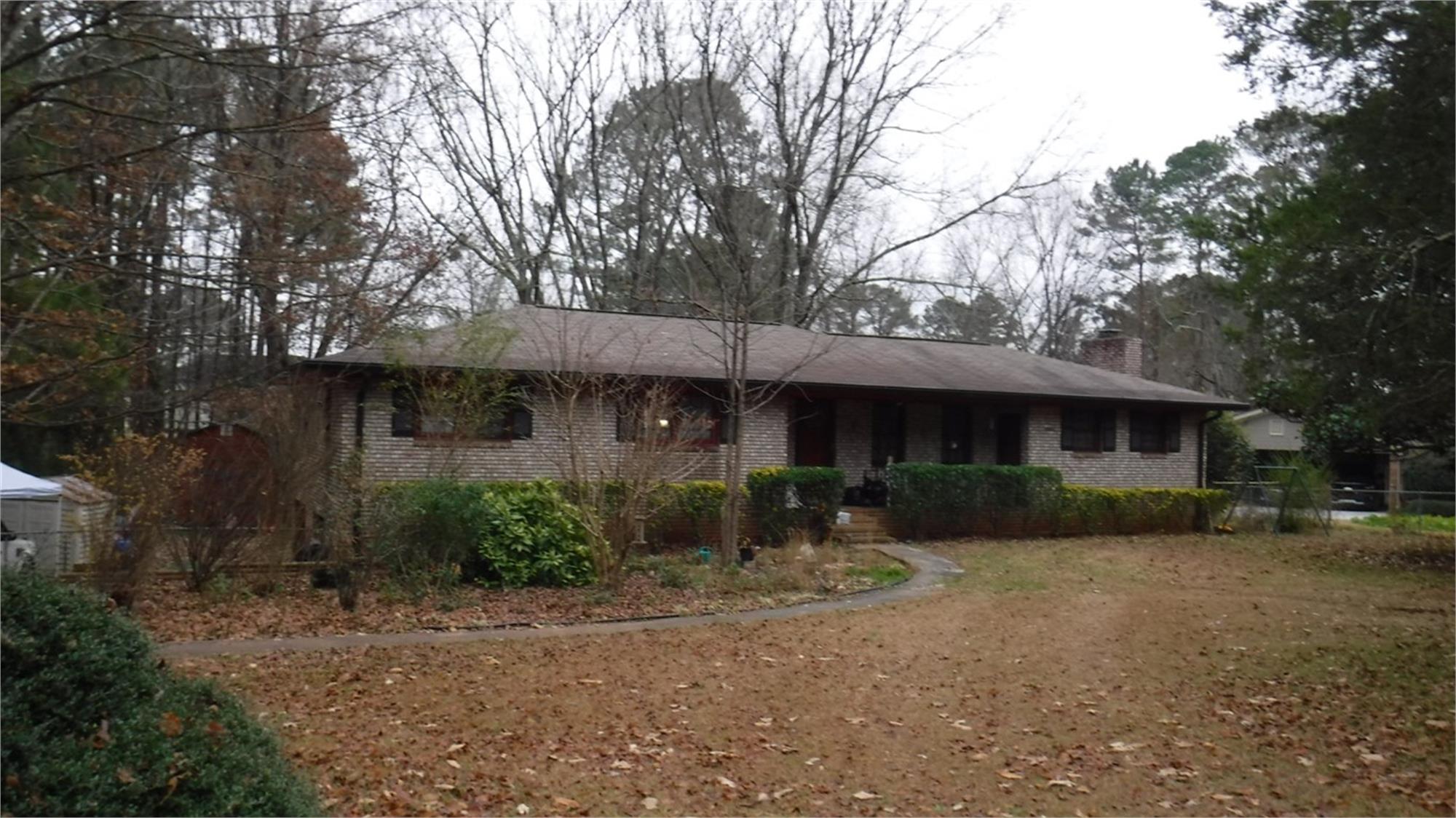 70 Suburban Dr Nw Ne, Kennesaw, GA 30144-2242