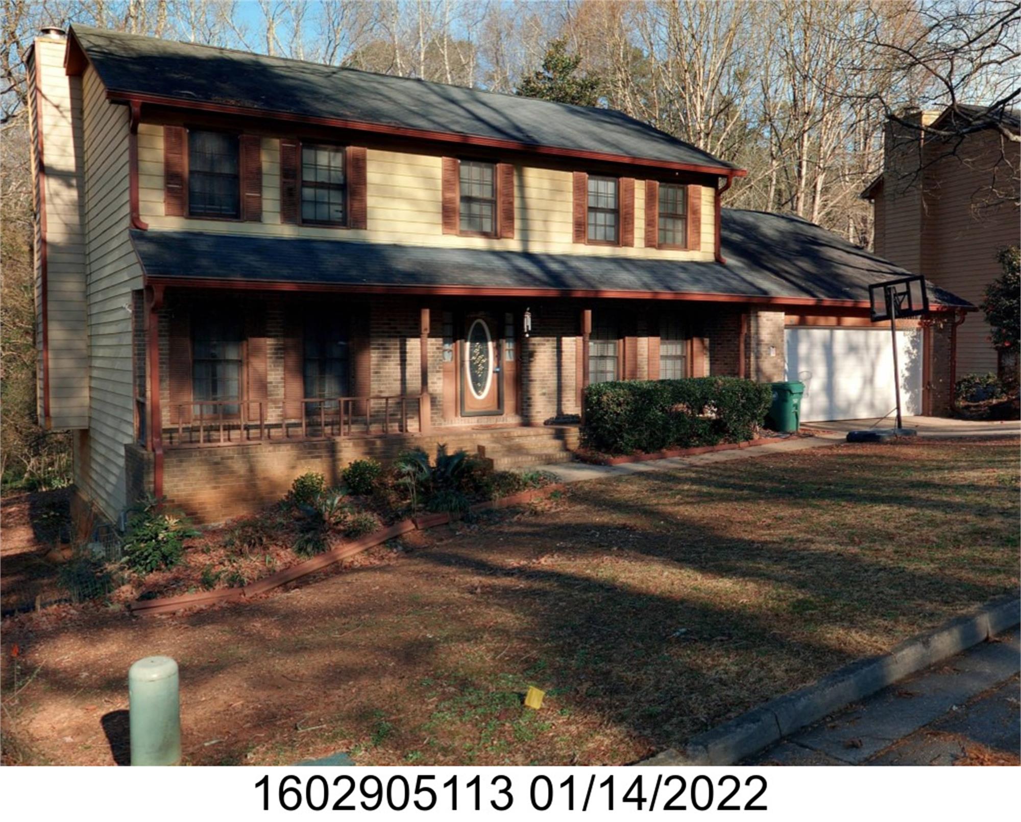 1413 Hunters Frd, Stone Mountain, GA 30088-3131