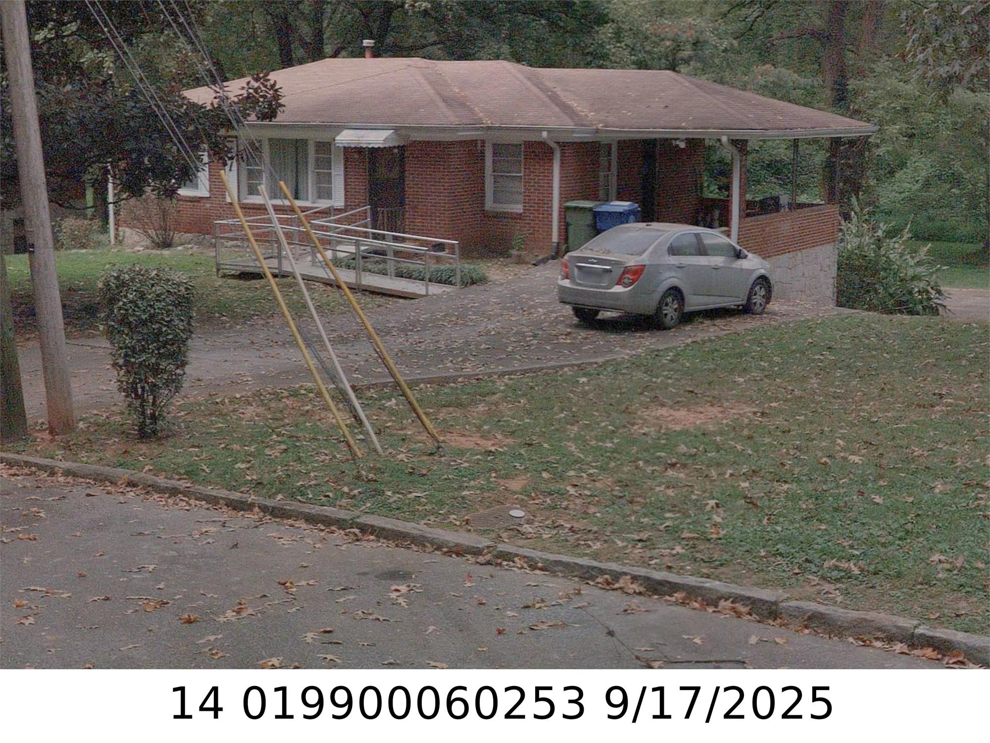 2443 Ivydale Dr Sw, Atlanta, GA 30311-4419