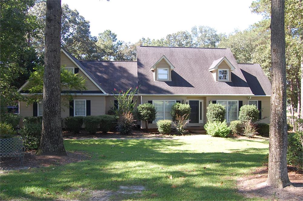 425 Wexford Cir, Bonaire, GA 31005-4730
