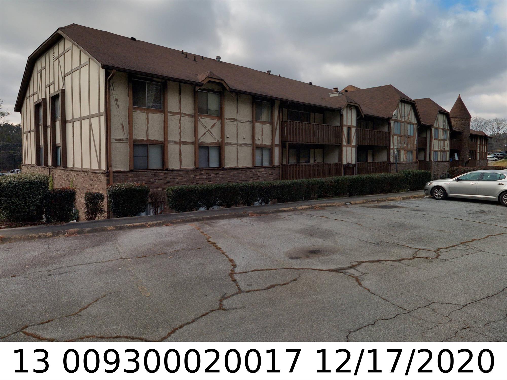 101 Camelot Dr, Atlanta, GA 30349-6530