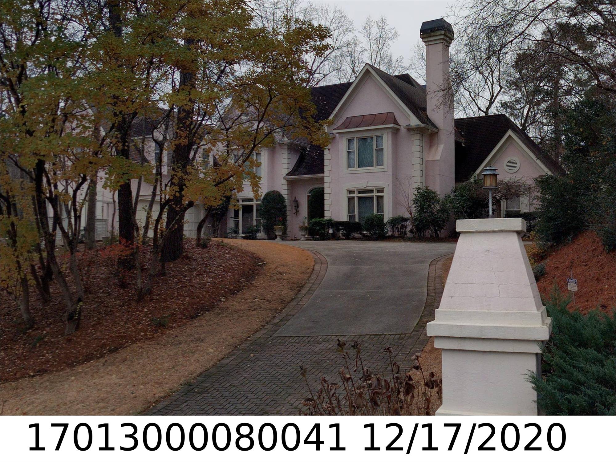 20 Pointe Ridge Dr, Atlanta, GA 30328-2755