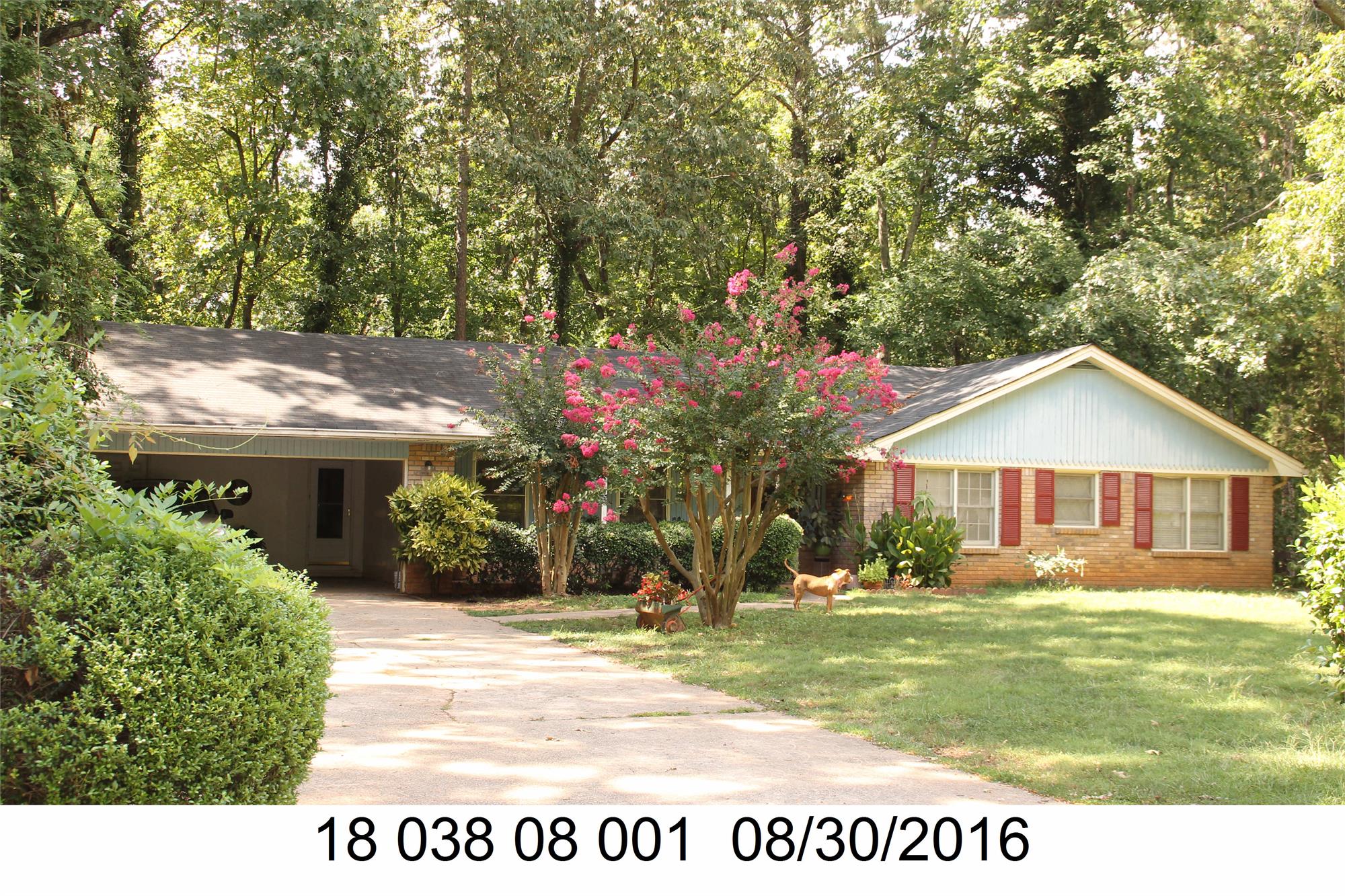 504 Winley Dr, Stone Mountain, GA 30083-3842