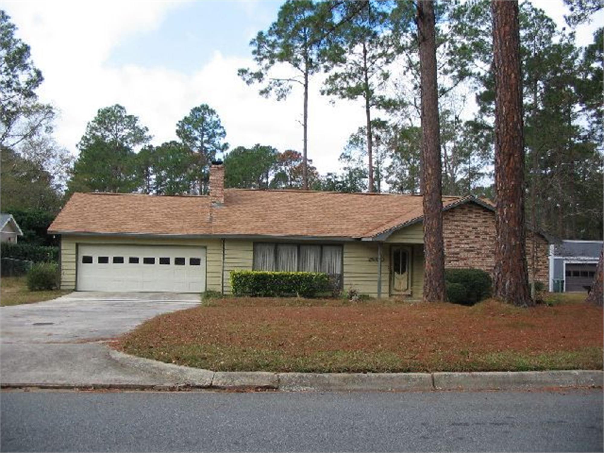 2600 Rolling Hill Dr, Valdosta, GA 31602-2113
