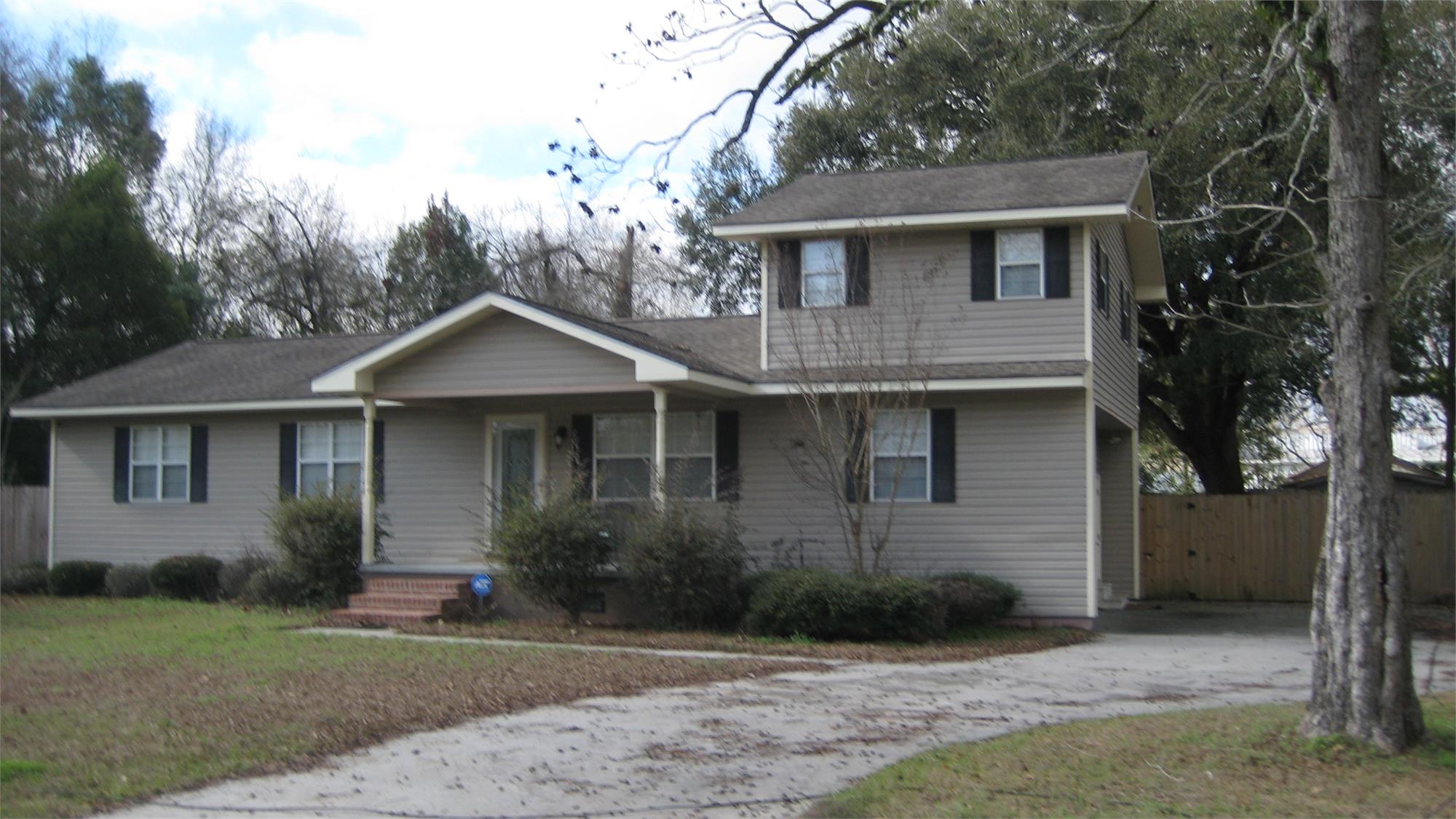 213 N Cleveland Ave, Adel, GA 31620-2350