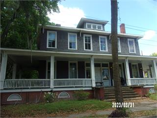 2115 Lincoln St, Savannah, GA 31401-8670