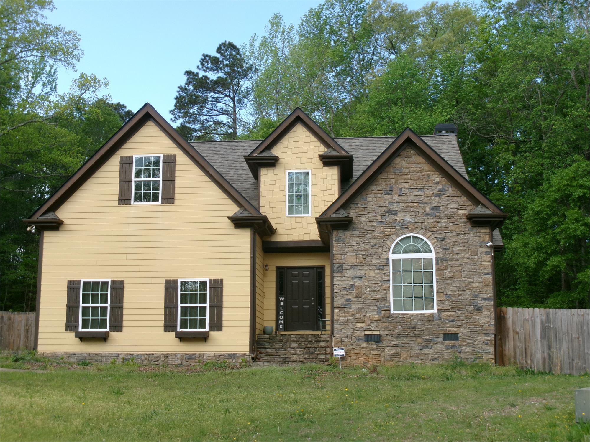 226 Hidden Falls Dr, Hull, GA 30646-4298