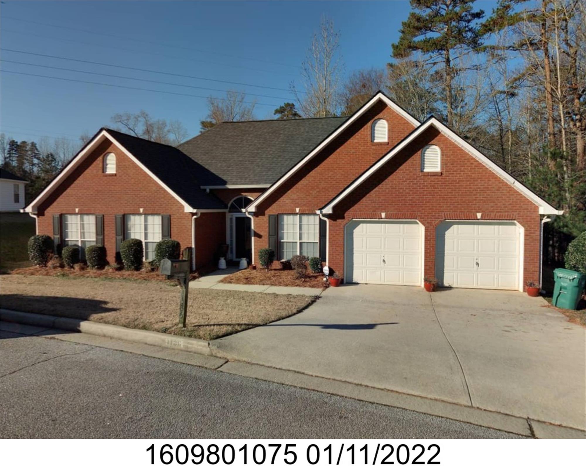 1136 Carriage Trace Cir, Stone Mountain, GA 30087-4684