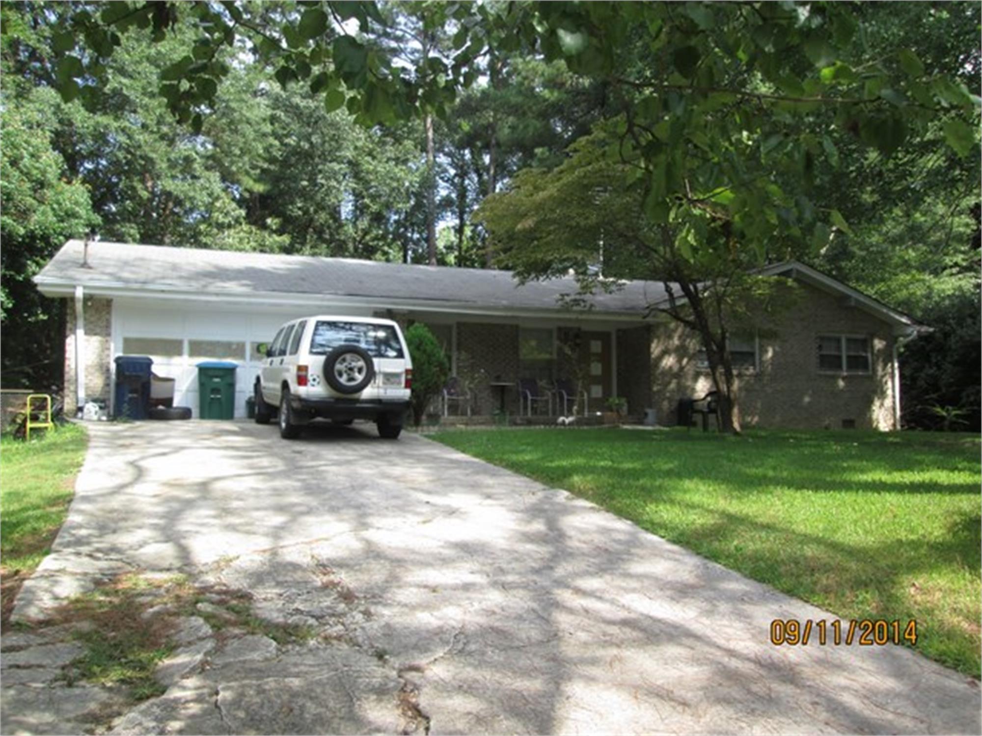 5303 Corinth Dr Sw, Stone Mountain, GA 30087-3238