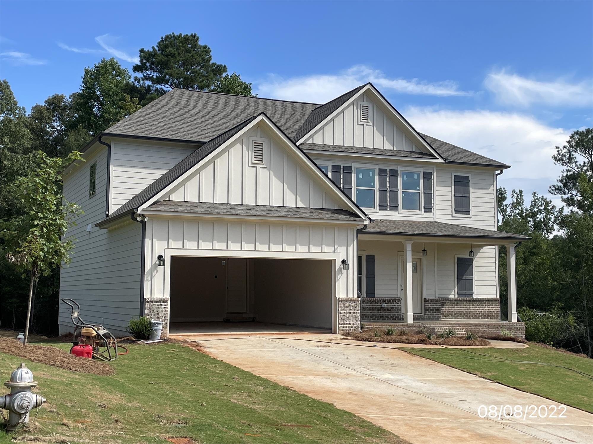 2344 Ridge View Dr, Loganville, GA 30052-6311