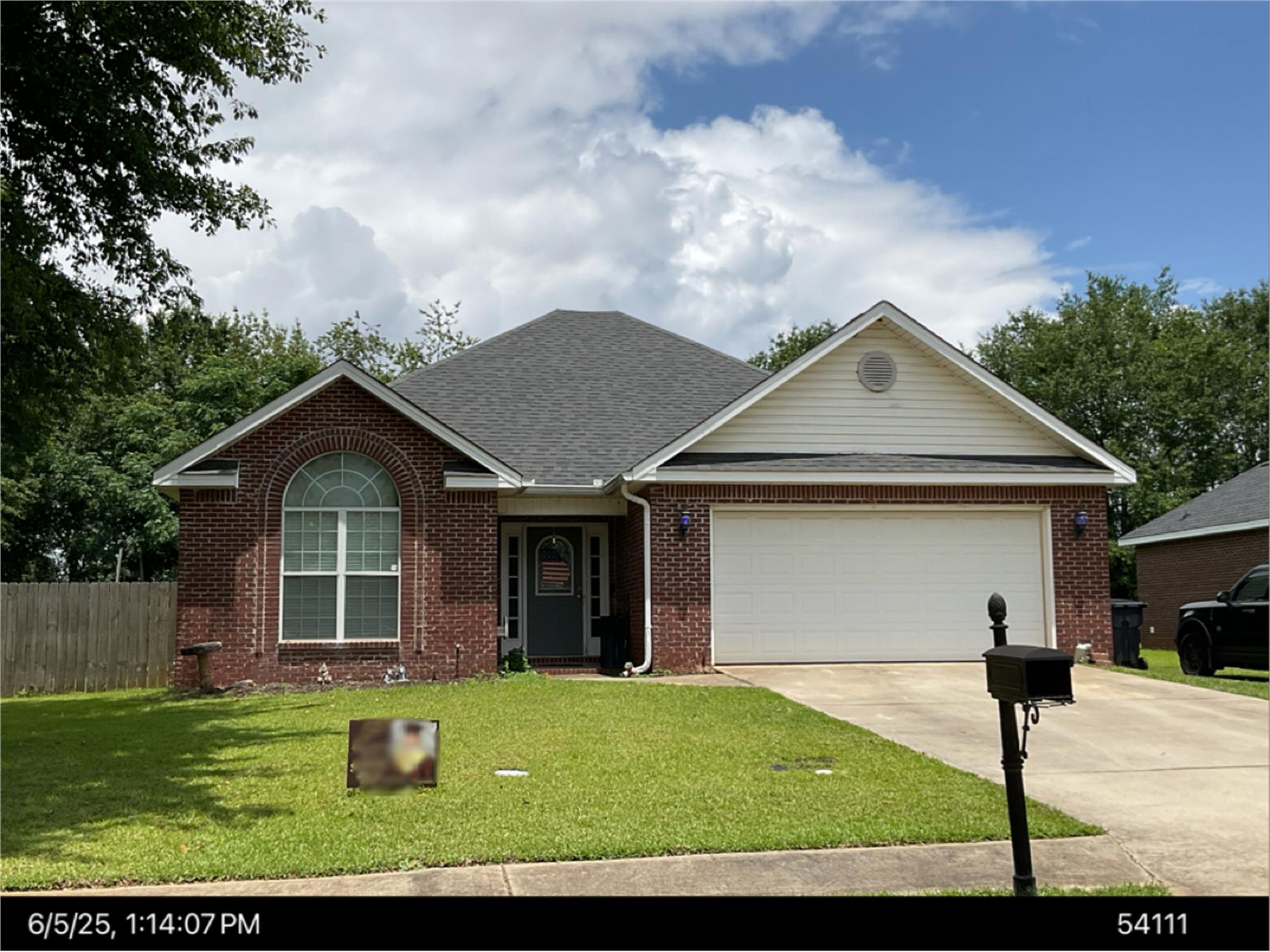 208 Sugarloaf Pkwy, Perry, GA 31069-4835
