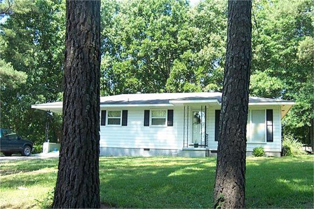 140 Hindman St, Dalton, GA 30720-5852