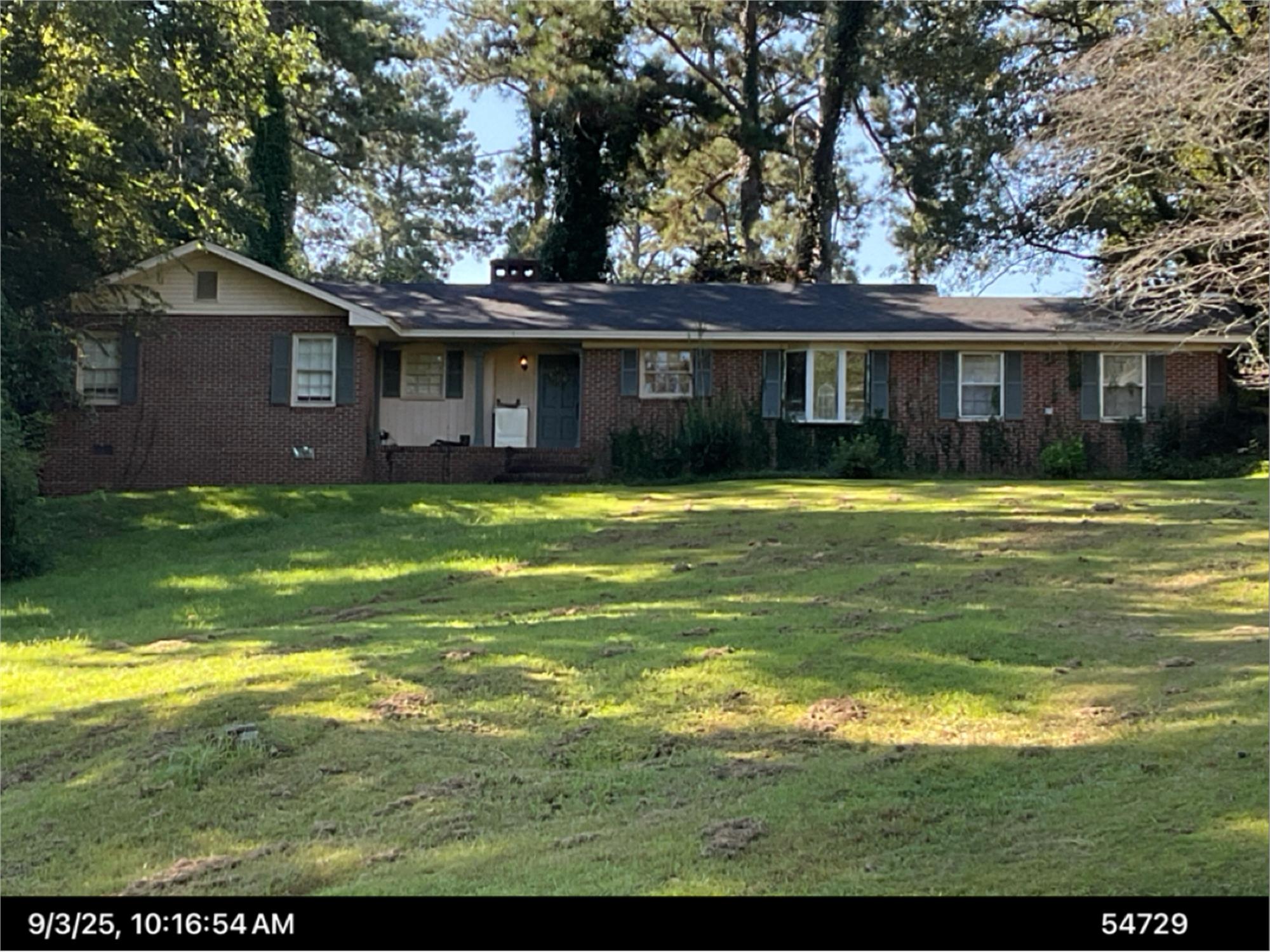 827 Winchester Cir, Macon, GA 31210-3429