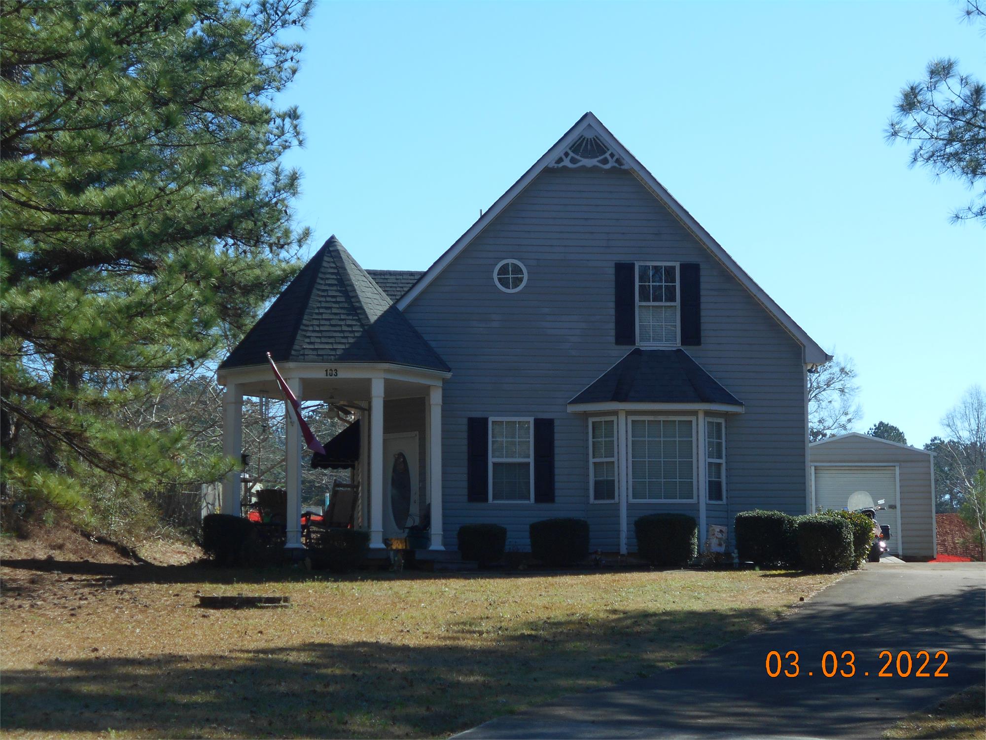 103 Collier St, Hogansville, GA 30230-1311