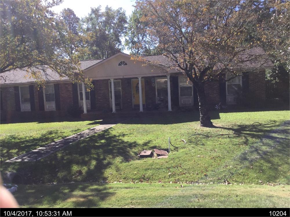 1511 Ridgeway Dr, Vidalia, GA 30474-8901