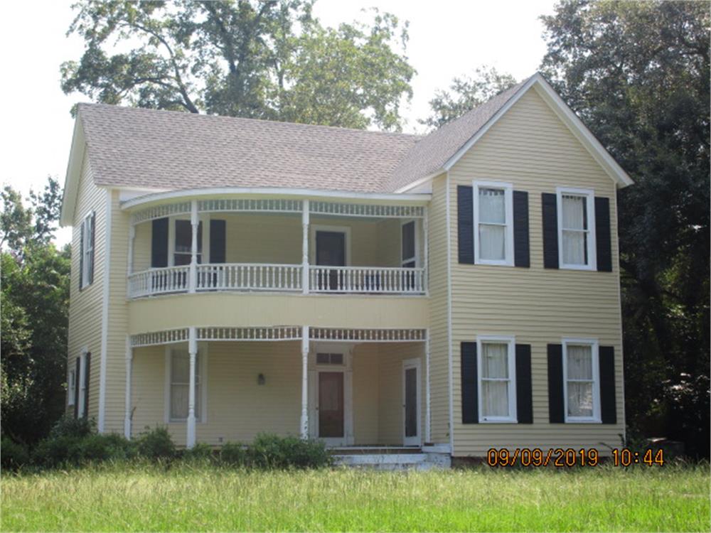 114 Knoxville St, Fort Valley, GA 31030-4254