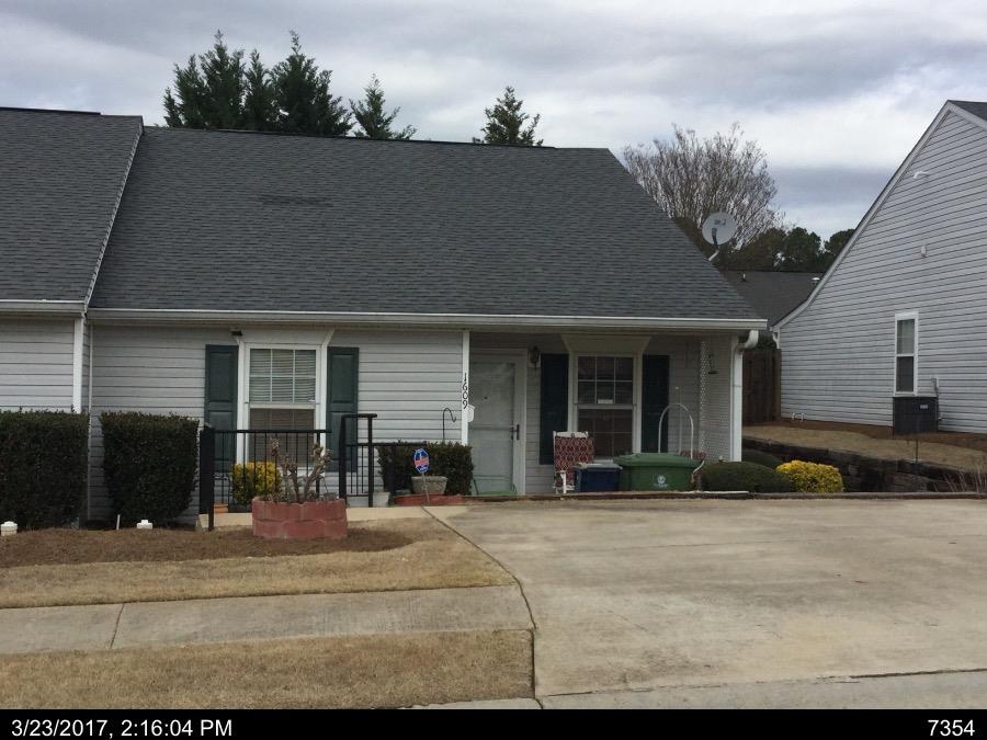 1609 Summerwoods Cir, Griffin, GA 30224-8416