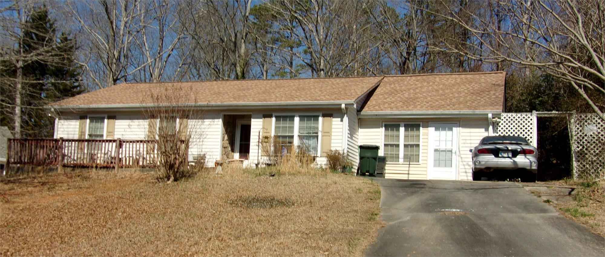 144 Carriage Ln, Clarkesville, GA 30523-6108