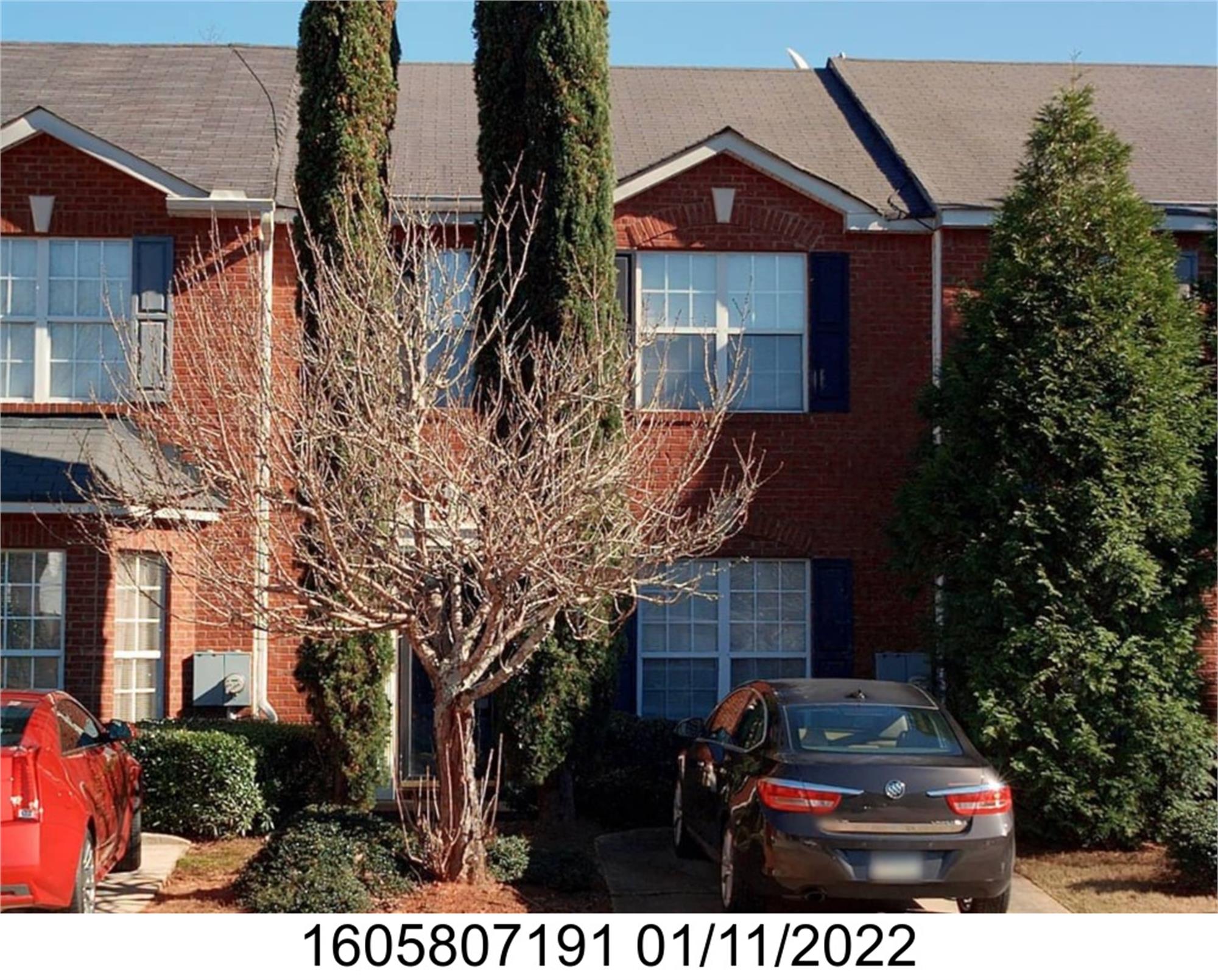 5886 Strathmoor Manor Cir, Lithonia, GA 30058-2621