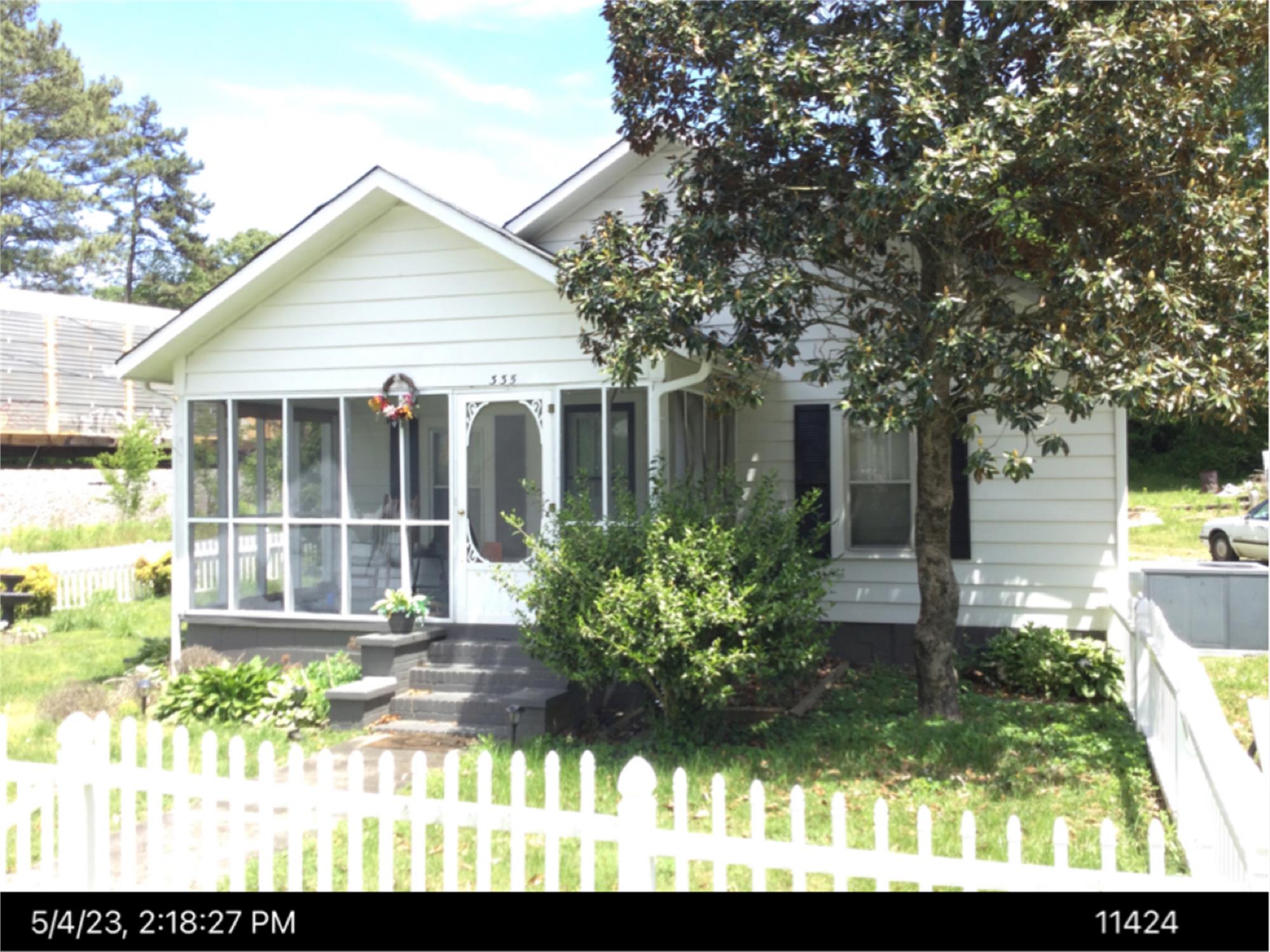 335 E Pine St, Rockmart, GA 30153-2733