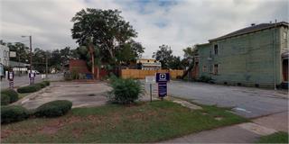 10 W Victory Dr, Savannah, GA 31405