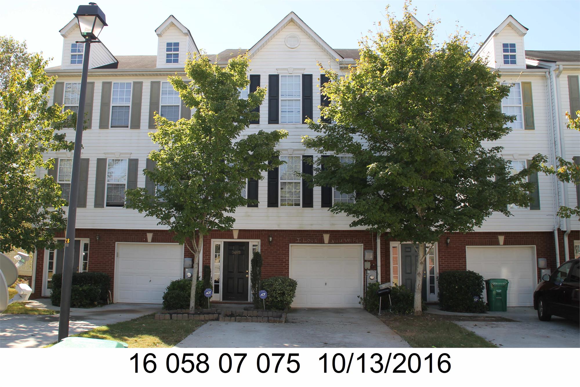 5693 Strathmoor Manor Cir, Lithonia, GA 30058-2625