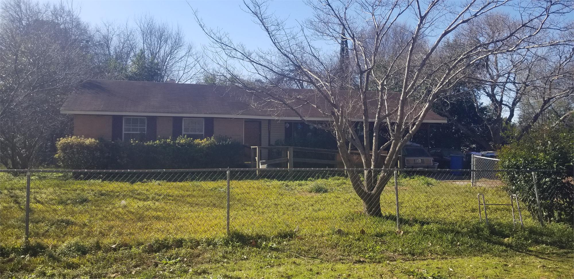 303 Carroll Dr, Warner Robins, GA 31093-1963
