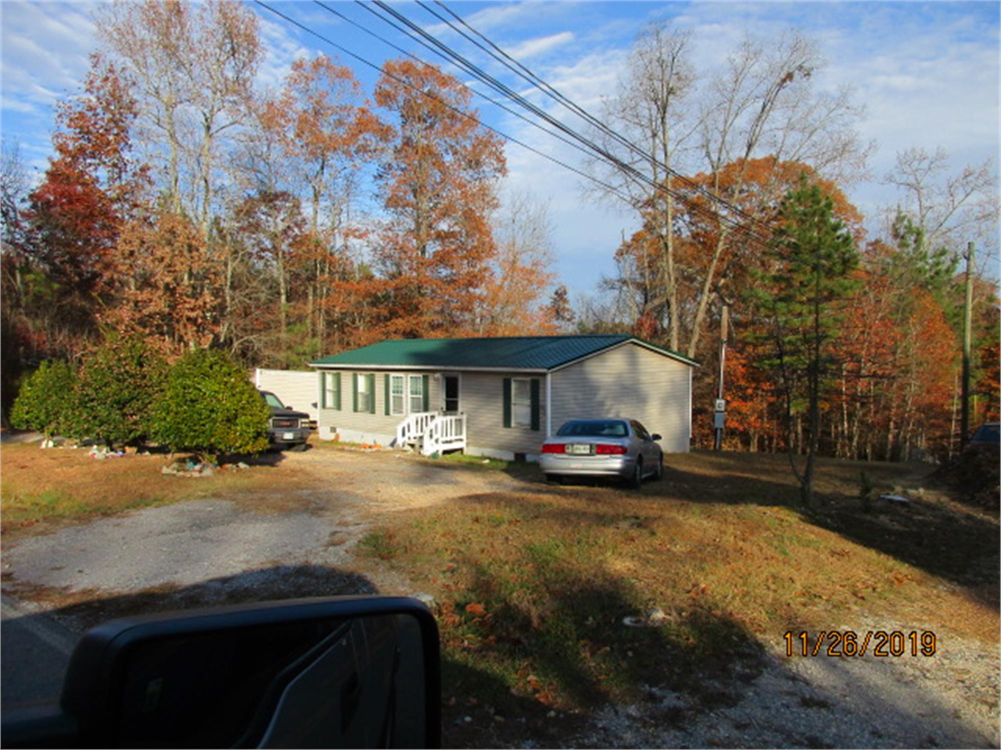 713 Woods Rd, Tunnel Hill, GA 30755-7251