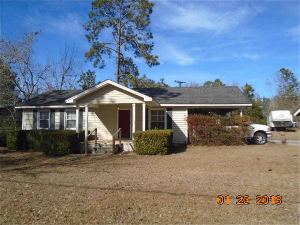 1258 Doc Darbyshire Rd, Moultrie, GA 31788-1905