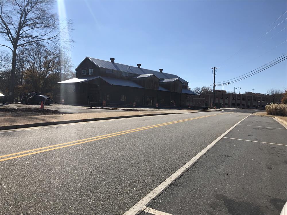 9859 Davis St, Braselton, GA 30517-3110