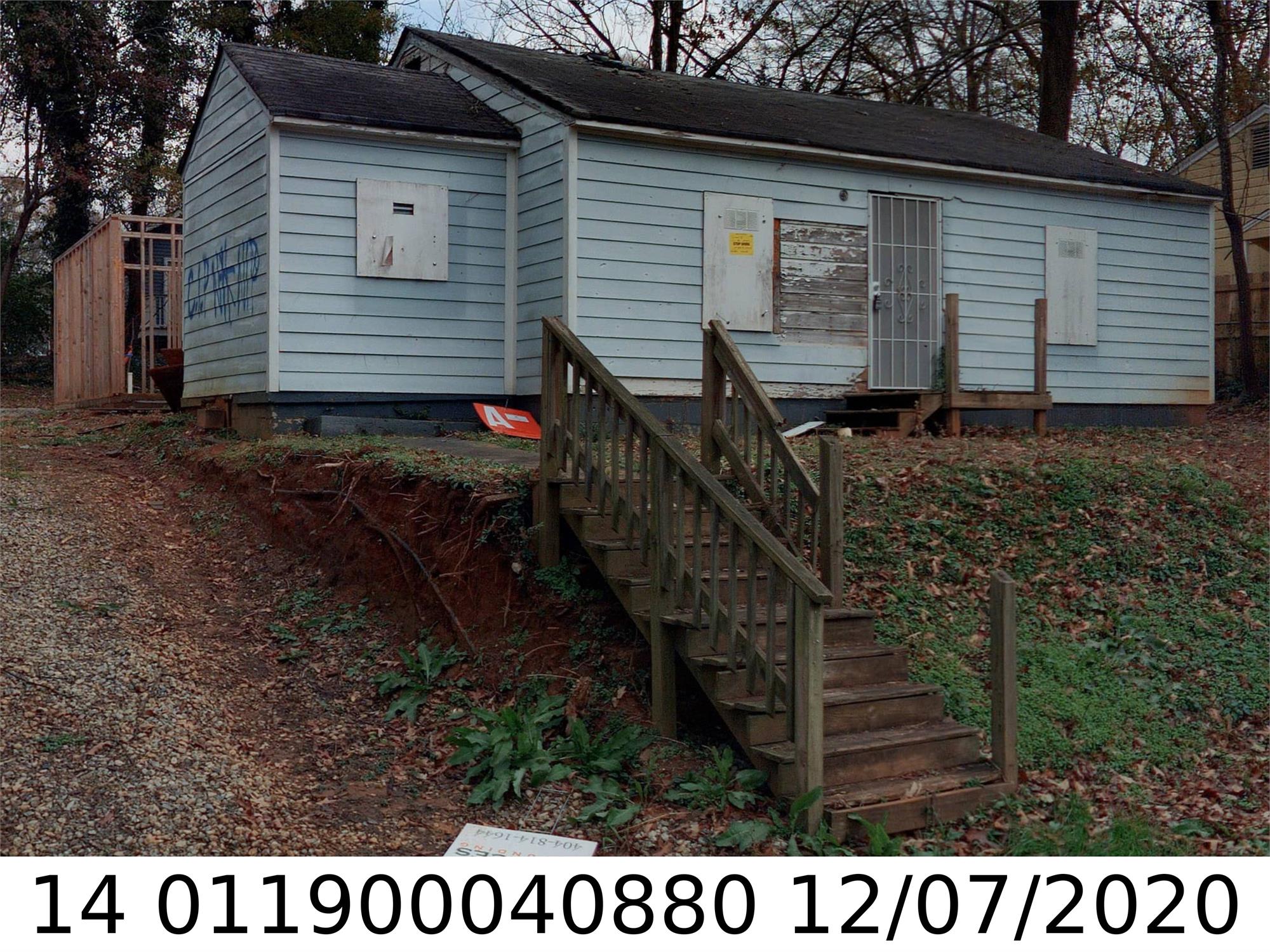 1037 Sparks St Sw, Atlanta, GA 30310-3311