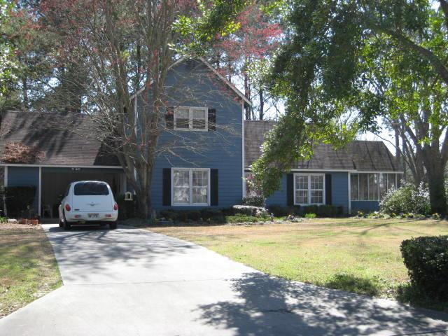 604 Sherwood Dr, Nashville, GA 31639-2744