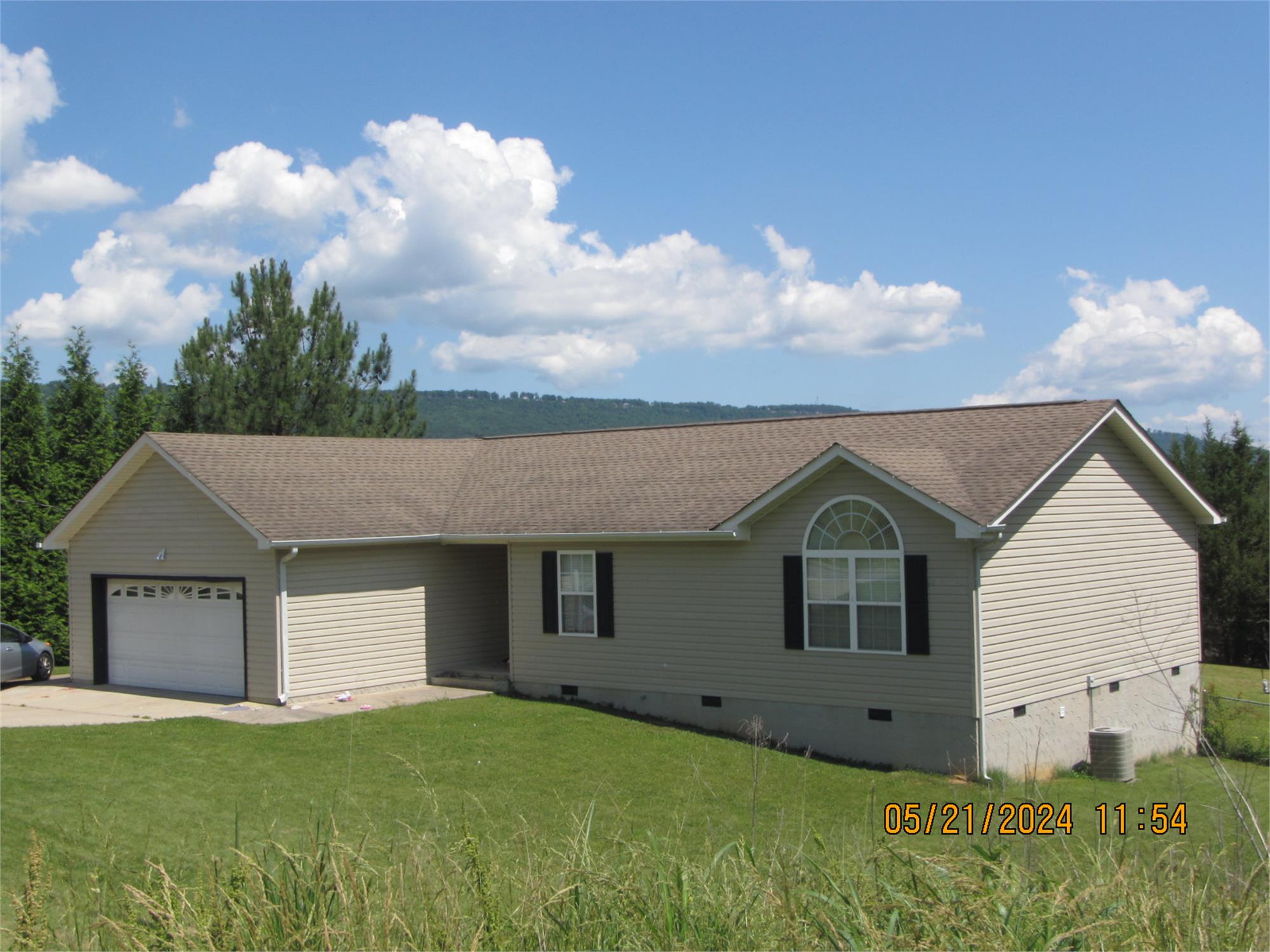 259 Bernice Dr, Trenton, GA 30752-2750