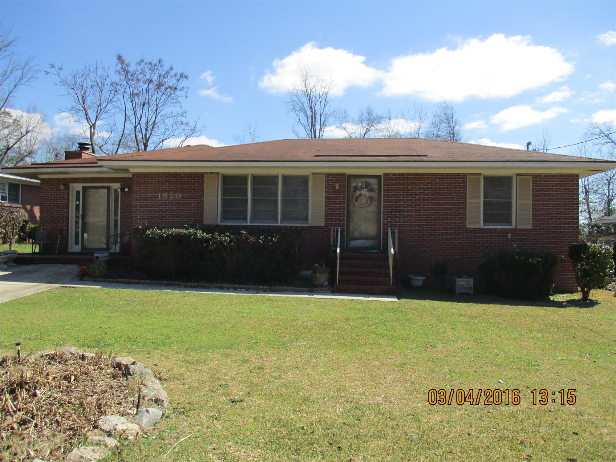 1820 Sussex Dr, Macon, GA 31206-3328