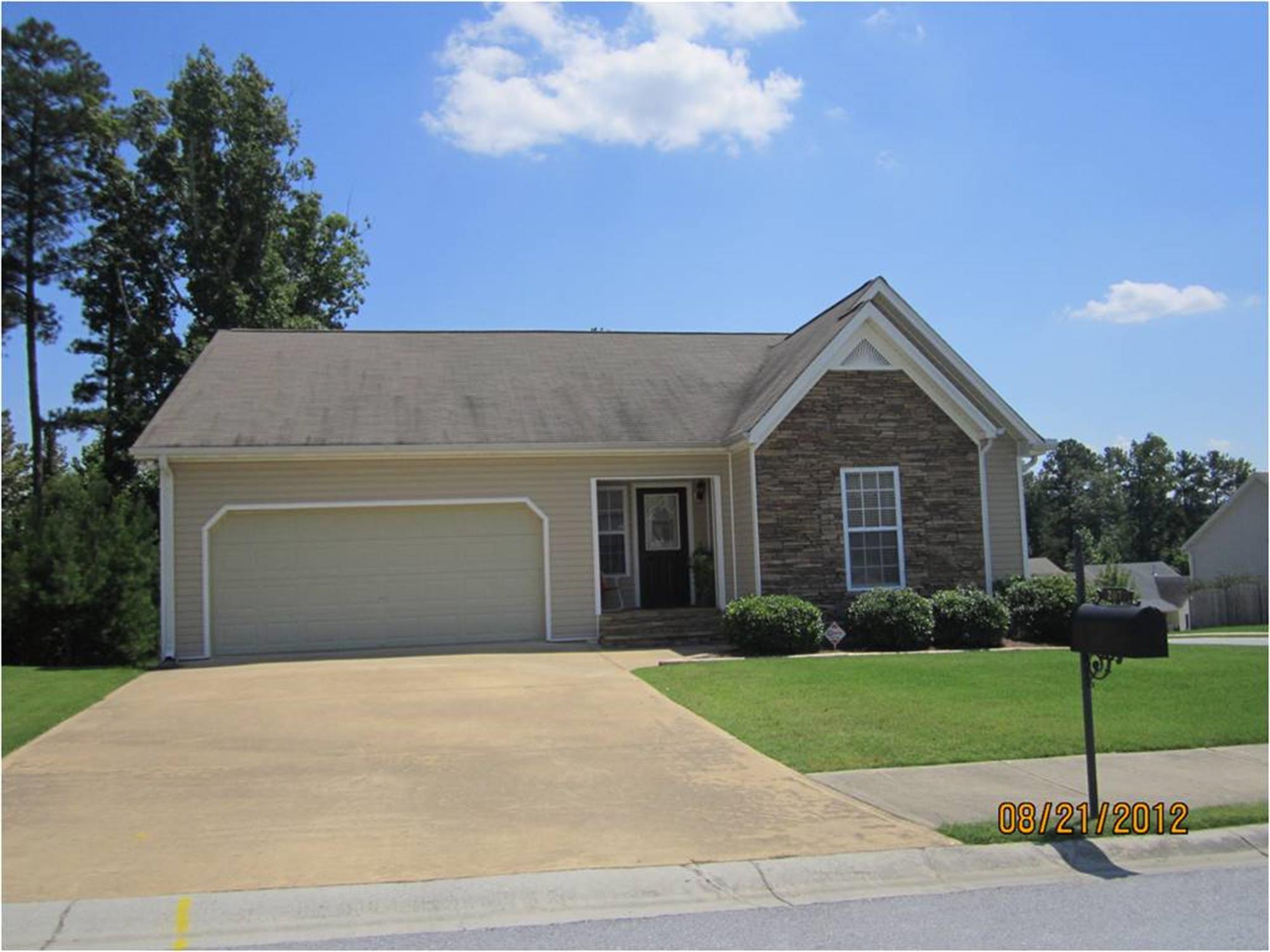 207 Providence Dr, Dallas, GA 30157-7464