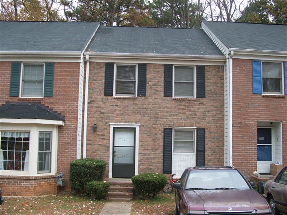 729 Twin Brooks Ct, Marietta, GA 30067-7864