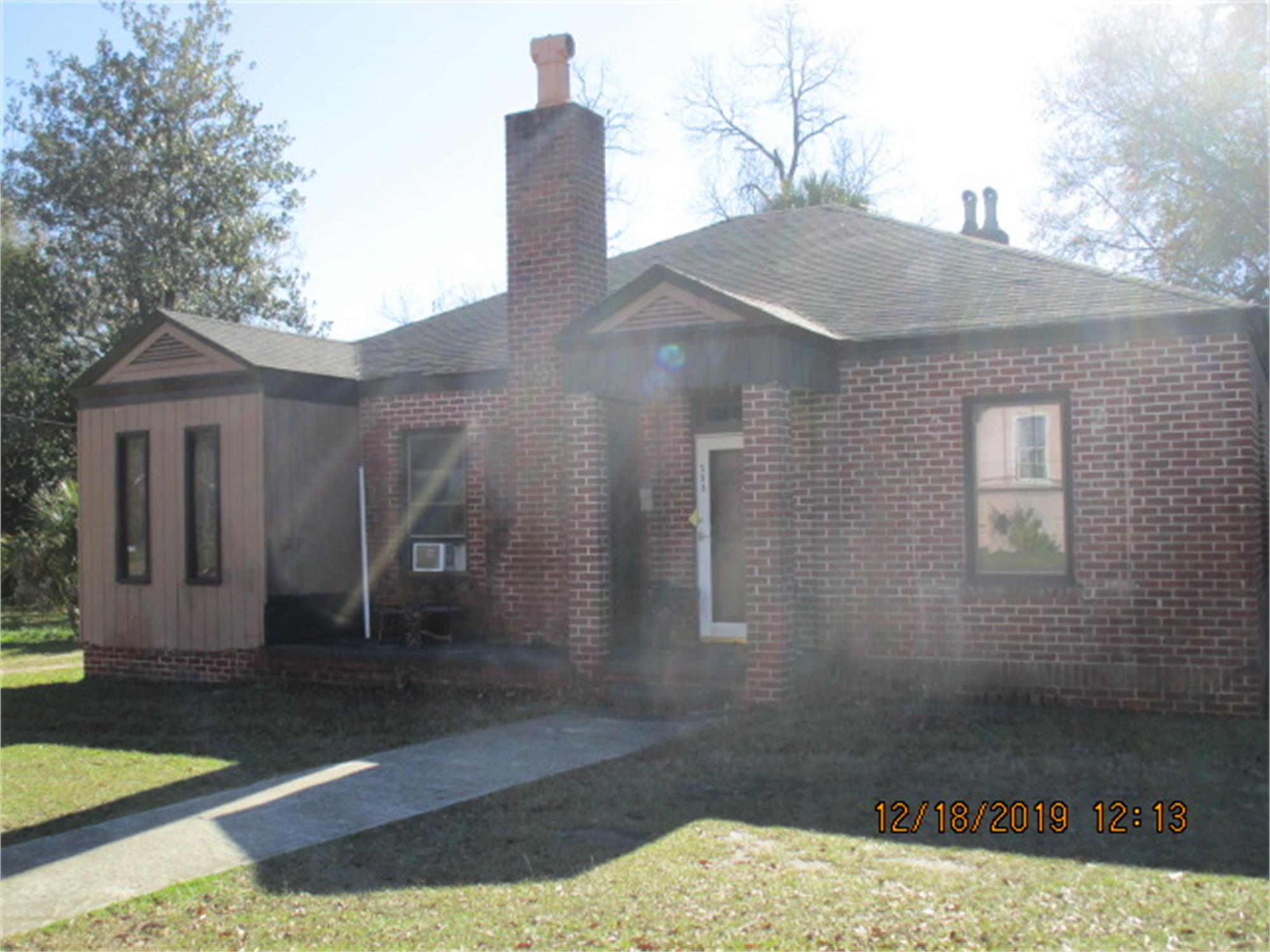 598 Lynmore Ave, Macon, GA 31206-1755