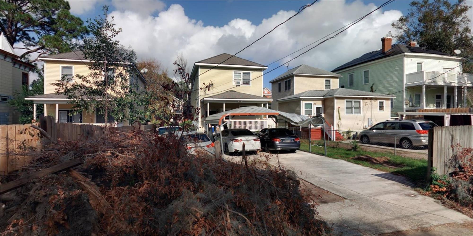 831 E Duffy St, Savannah, GA 31401-7113