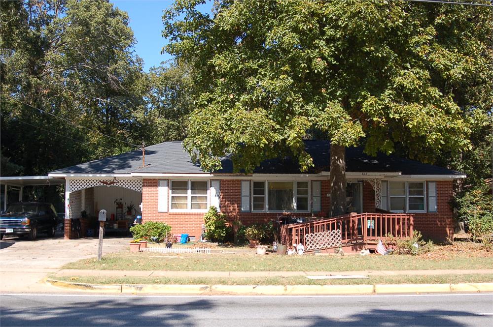 802 Green St, Warner Robins, GA 31093-2740