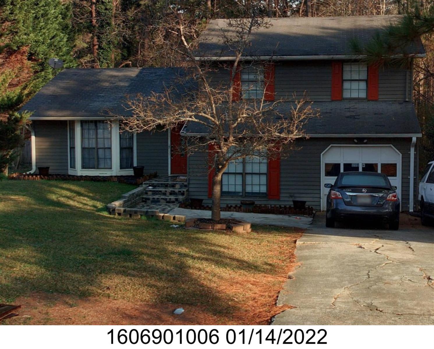 5744 Dorian Ct, Lithonia, GA 30058-5686