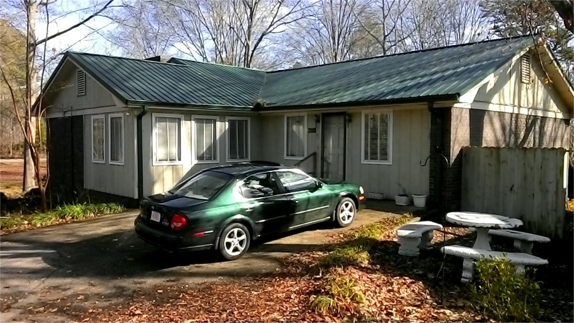 350 Pine Shadows Dr, Dallas, GA 30157-6836
