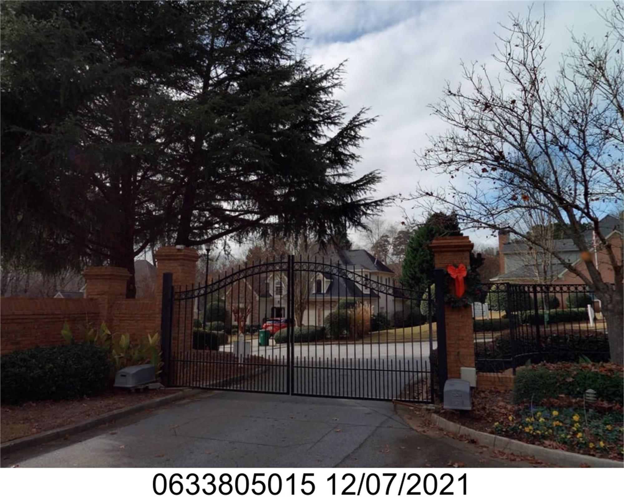 5285 Brooke Ridge Dr, Atlanta, GA 30338-3183