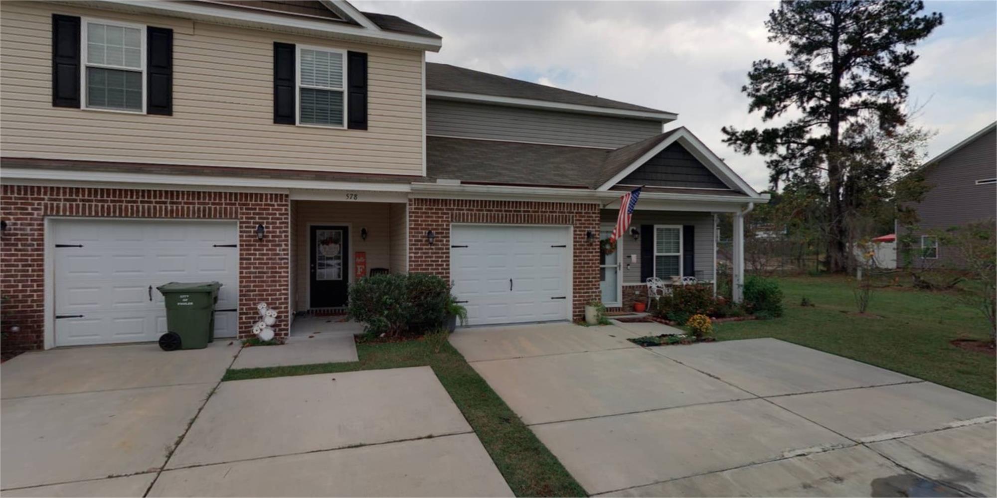576 Governor Treutlen Cir, Pooler, GA 31322-4503