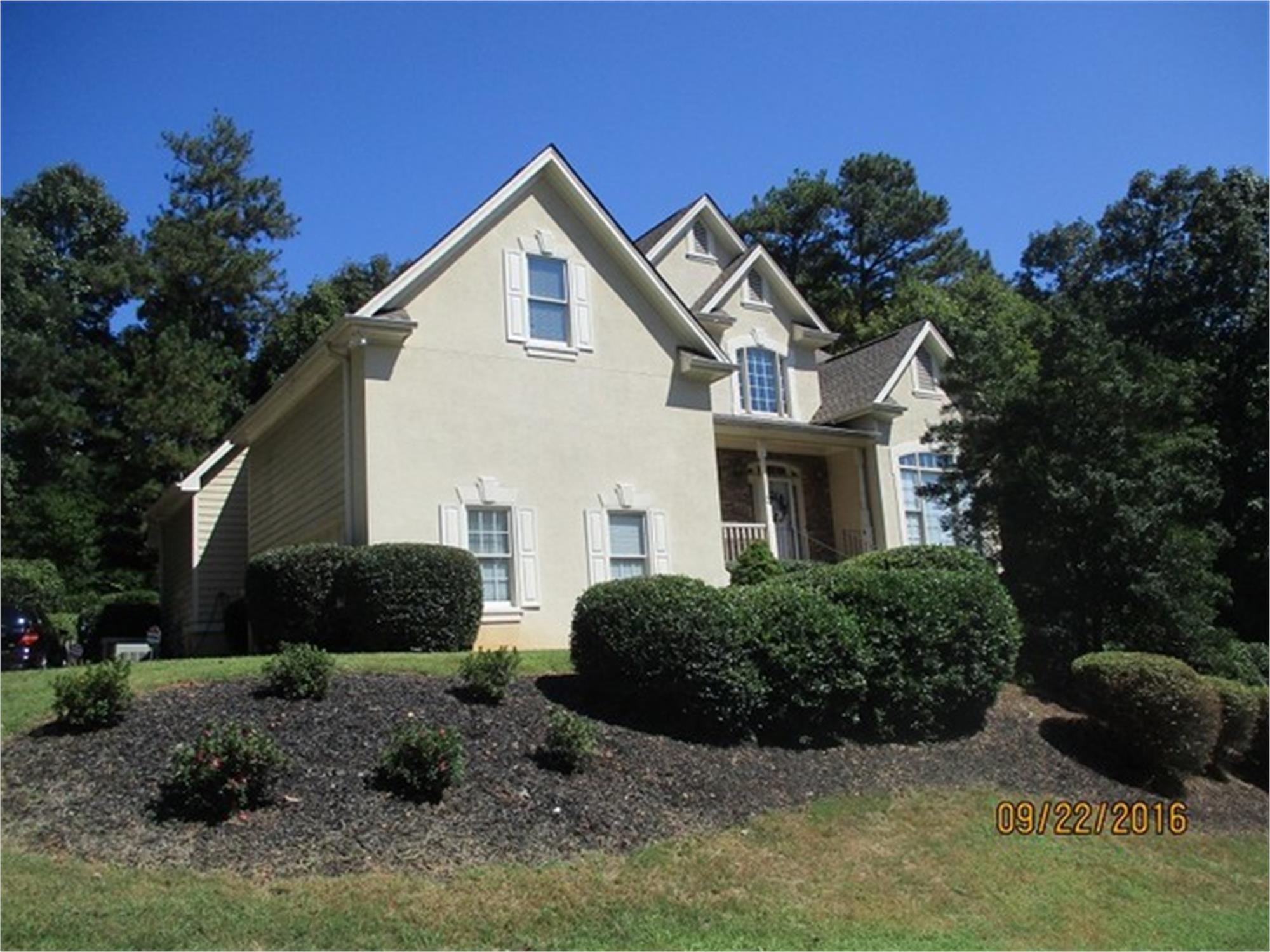 3925 Riverglen Cir, Suwanee, GA 30024-1856