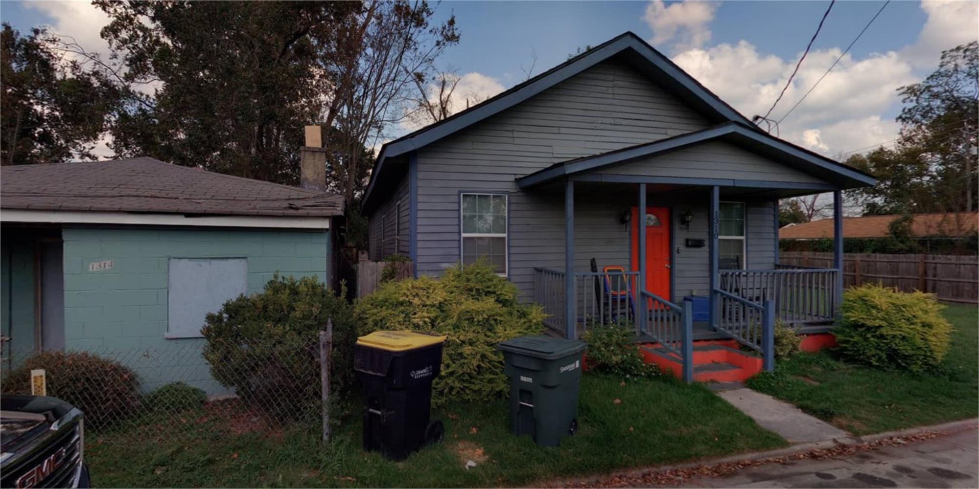1310 Comer St, Savannah, GA 31415-1948
