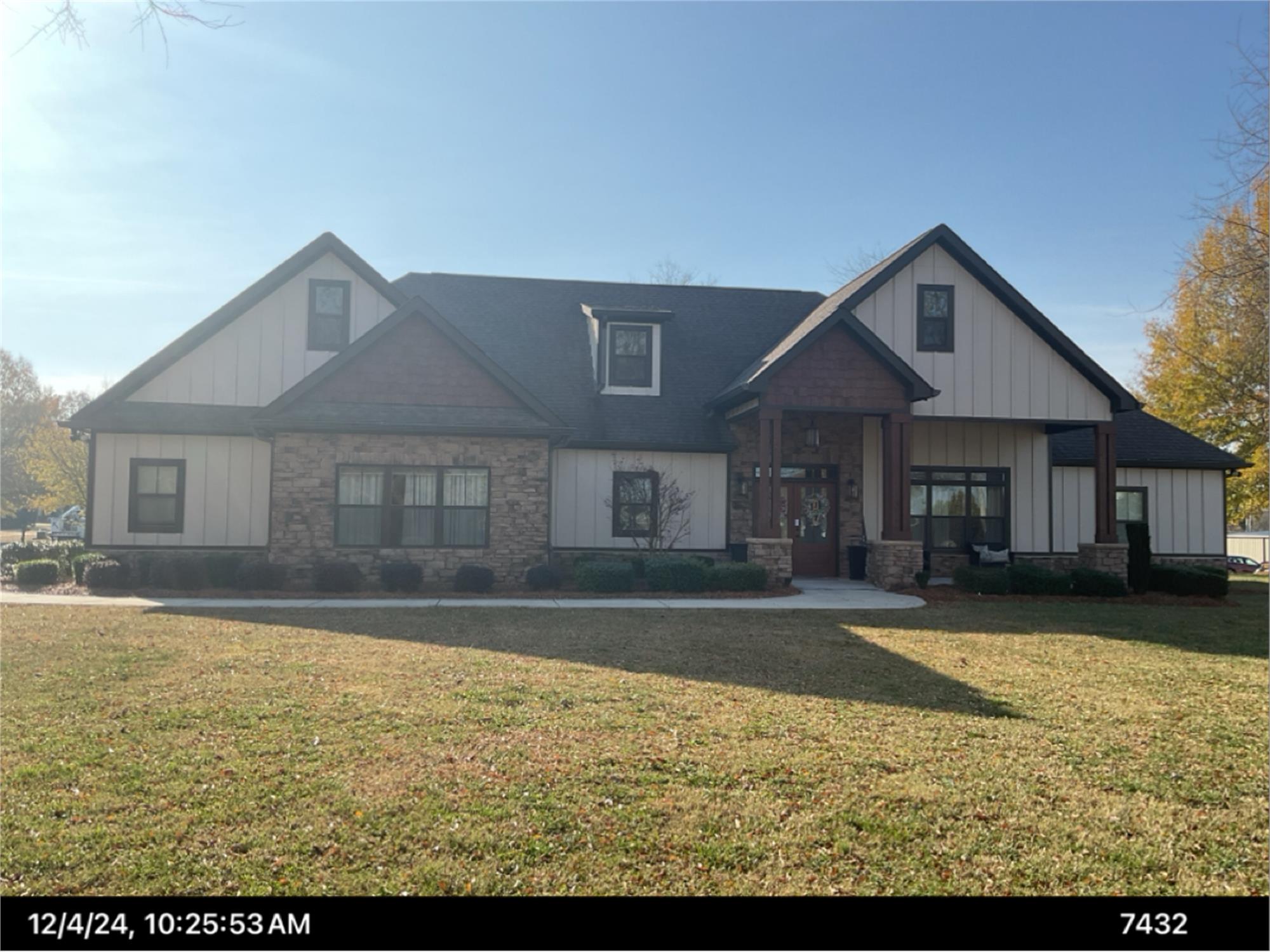 107 Dawn Dr Se, Calhoun, GA 30701-3754
